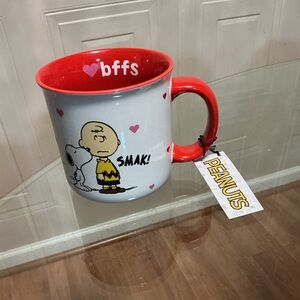 Peanuts Snoopy Charlie Brown Hug Hearts Coffee Mug Valentine's Day